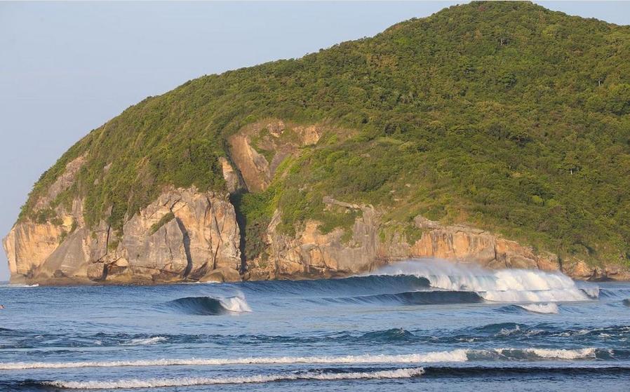 Mama Nings Beach Hotel Sekongkang Экстерьер фото